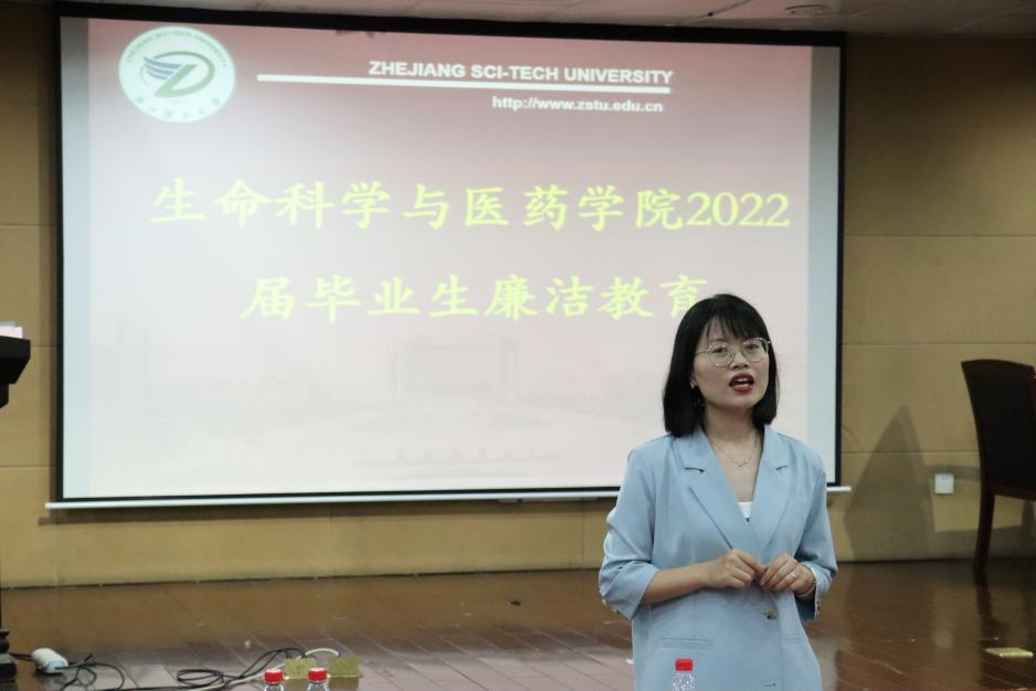 c11038bbe7e1b7eead5e56eafa96870